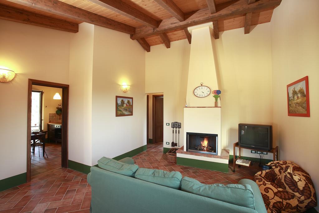 Poggio La Croce Apartment สการ์ลีโน ภายนอก รูปภาพ